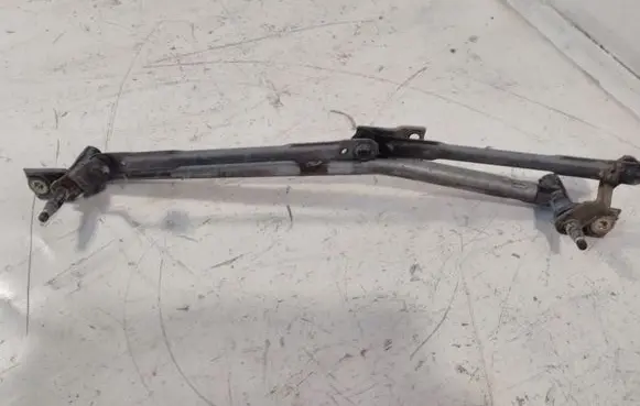 Skoda Fabia Mk1 (6Y) Front wiper linkage 