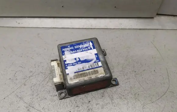 Audi A8 S8 D2 4D Airbag control unit/module 8A0959655K 0285001151