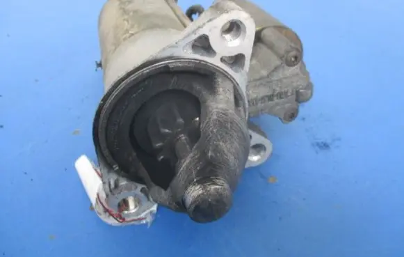 Mazda 626 Starter motor