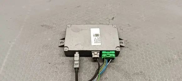 Ford Kuga I Camera control unit module 8V4J8994AC 091106018 10R020422
