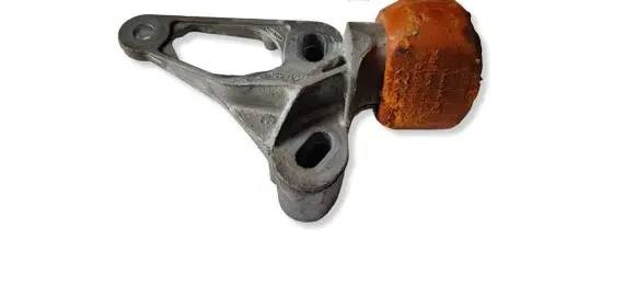 Audi A4 S4 B8 8K Engine mount bracket 8K0199343C