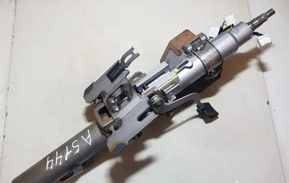 Subaru Outback Steering wheel axle