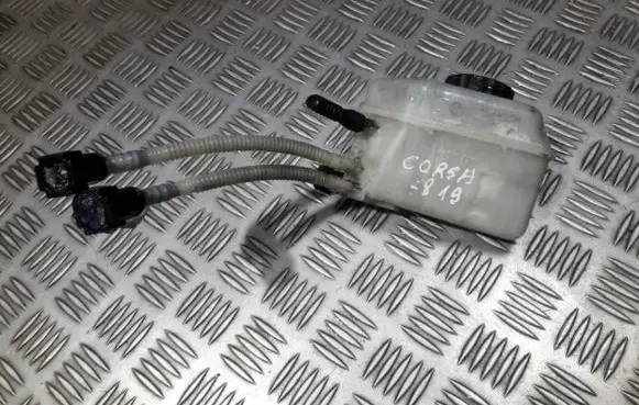 Brake fluid reservoir