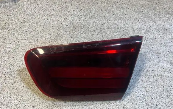 BMW 1 F20 F21 Tailgate rear/tail lights 7359020