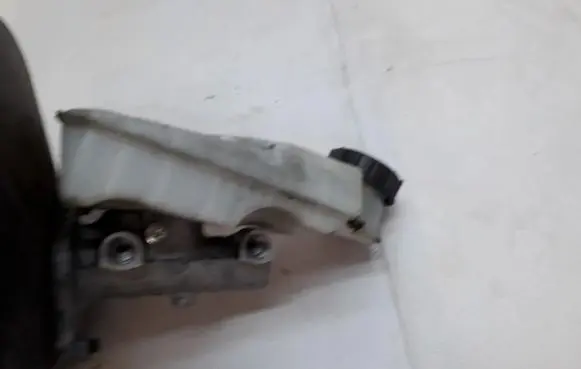 Ford Kuga I Master brake cylinder 03350891031 033508-91031