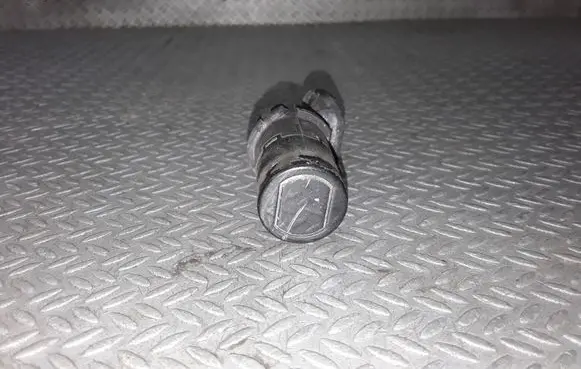 Audi A6 S6 C5 4B Parking PDC sensor 4B0919275C
