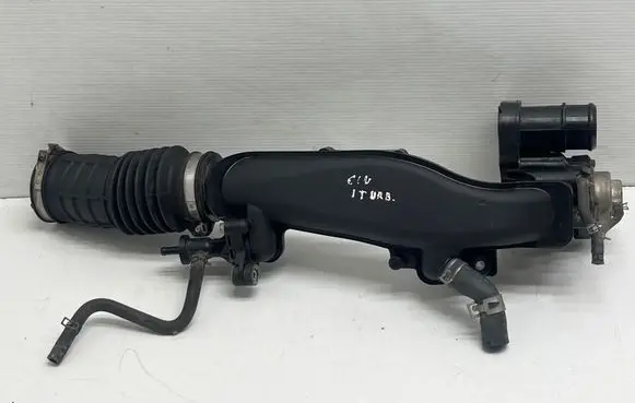 Honda Civic X Turbo air intake inlet pipe/hose K5T08571