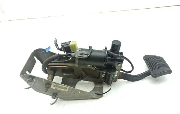 Jeep Grand Cherokee (WK) Brake pedal P52089242AG KSR275506 071010