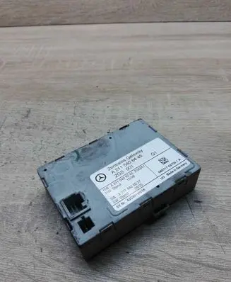 Mercedes-Benz CLS C219 Gateway control module A2115408445