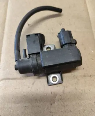 Toyota Avensis T250 Turbo solenoid valve 258190R010 05T035 70051307