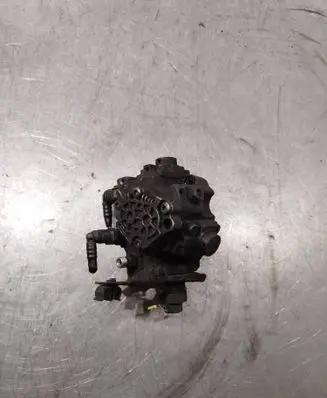 Peugeot 5008 Fuel injection high pressure pump 0445010102 9683703780 9370350