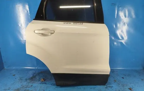 Ford Escape III Front door CJ5Z7824630A