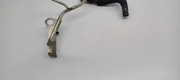 Toyota RAV 4 (XA30) Fuel injector supply line/pipe 