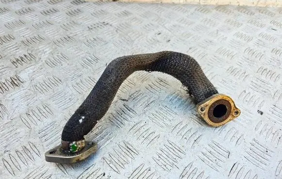 Audi A8 S8 D3 4E EGR valve line/pipe/hose 057131525Q