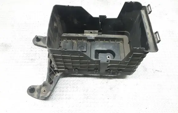 Volkswagen Golf V Battery tray 1K0915333C