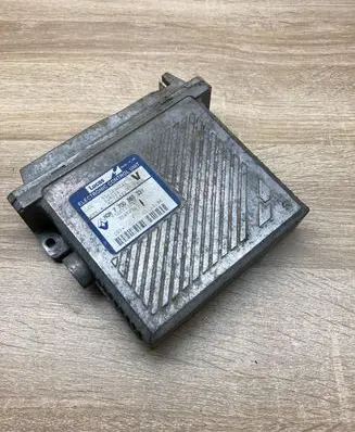 Volvo S40, V40 Engine control unit/module ECU 7700868321
