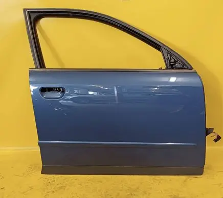 Audi A4 S4 B6 8E 8H Front door 