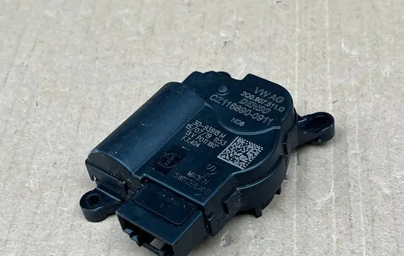 Skoda Enyaq iV Rear glass lock/latch E386 2Q0907511G