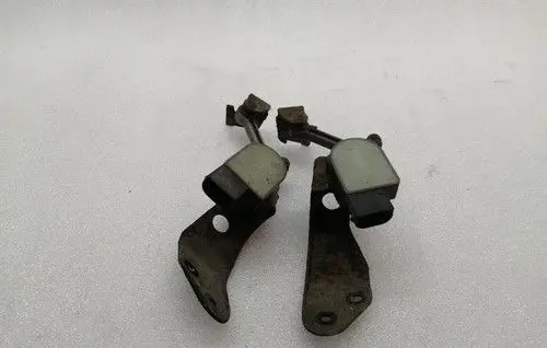 Bentley Flying Spur Rear air suspension level height sensor 4E0616571E