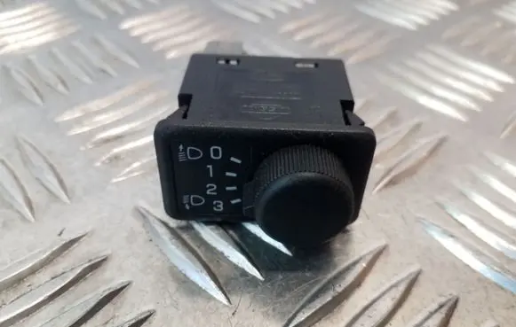 Nissan Almera Tino Headlight level height control switch 36997B