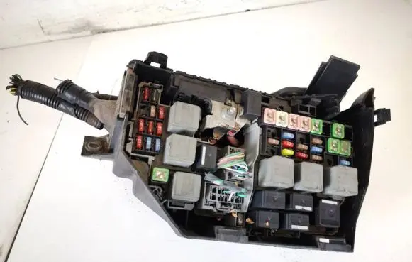 Ford Mondeo MK IV Fuse box set 6g9t14a076ca 6g9t-14a076-ca