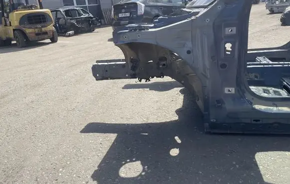 BMW 2 F44 Front quarter panel