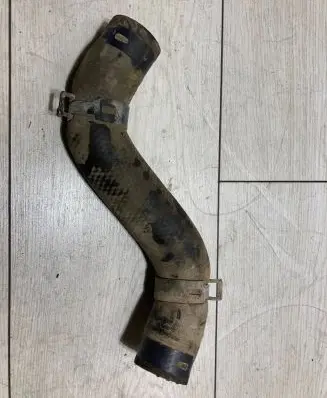 Toyota Hilux (AN10, AN20, AN30) Engine coolant pipe/hose