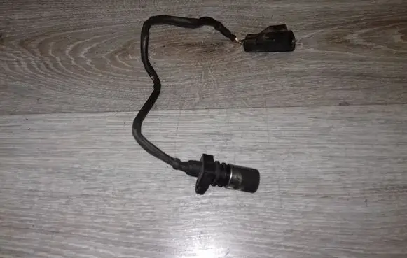Volvo S60 Crankshaft position sensor 1275599