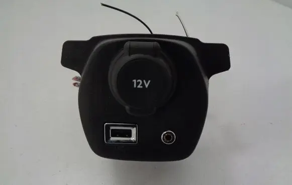 Citroen C1 AUX in-socket connector 554770H010