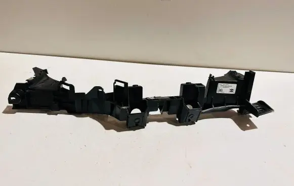 Mercedes-Benz S W222 Bumper support mounting bracket corner A2226941301