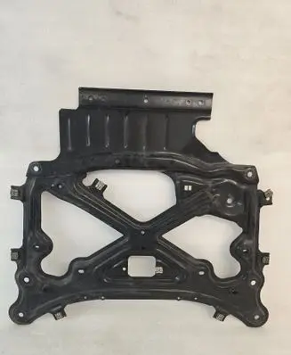 Porsche Cayenne (9Y0 9Y3) Engine splash shield/under tray 4M2399345F