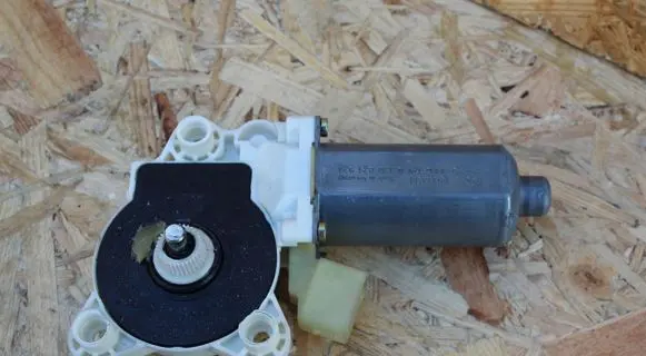 Mercedes-Benz CL C215 Front door electric window regulator 2308201042