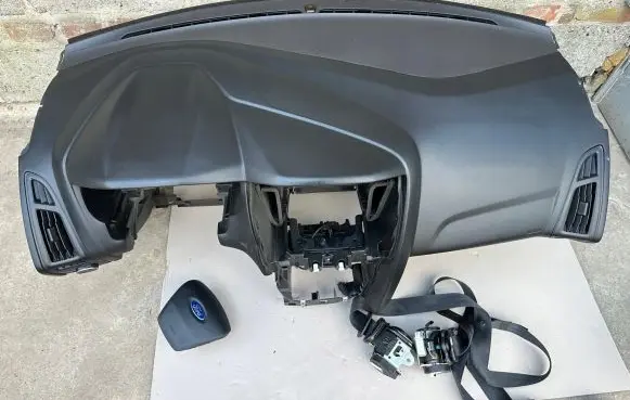 Ford Focus Dashboard