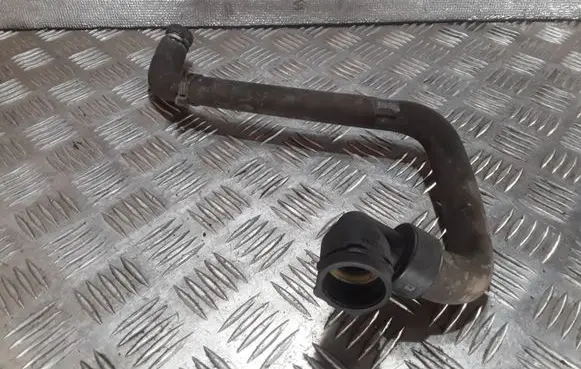 Opel Insignia A Engine coolant pipe/hose