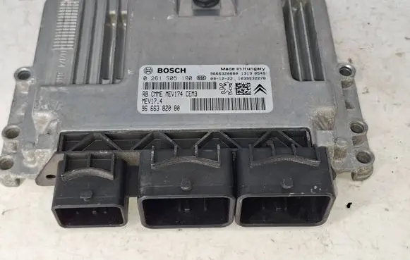 Peugeot 3008 I Engine control unit/module 9666320880 0261S05190 9666382080