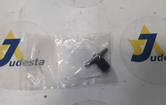 Opel Insignia A Windshield washer spray nozzle 1451329 12782508