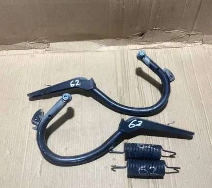 Mercedes-Benz 190 W201 Tailgate strut 