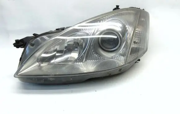 Mercedes-Benz S W221 Headlight/headlamp