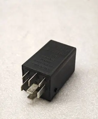 BMW 3 E36 Other relay 1388533 72BB301