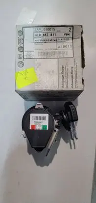 Audi Q7 4L Third row seat belt 4L0857811