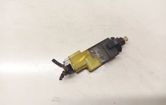 Mercedes-Benz E W211 Brake pedal sensor switch A0015456709