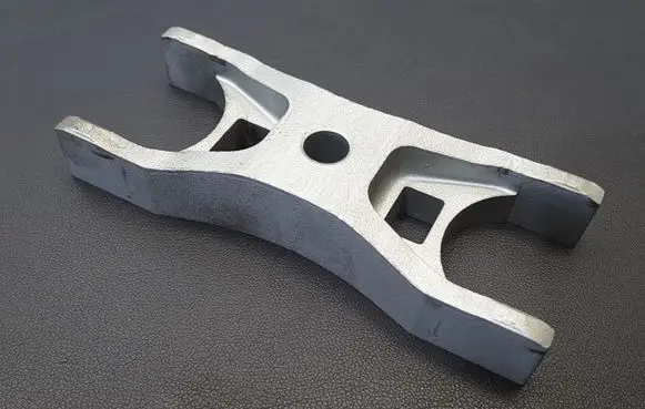 Skoda Octavia Mk3 (5E) Fuel Injector clamp holder 04L216
