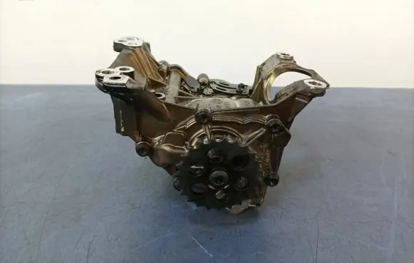 BMW 3 F30 F35 F31 Oil pump 851375608