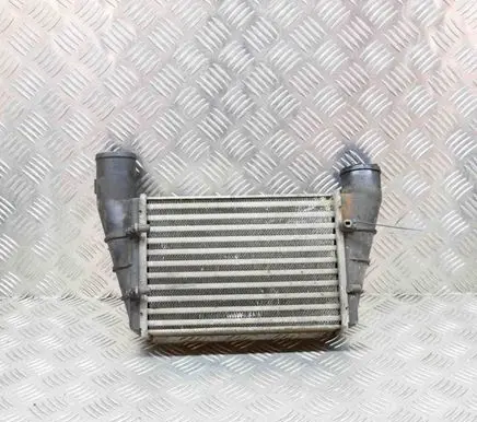 Volkswagen Phaeton Intercooler radiator 058145805A