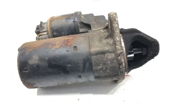 Opel Zafira A Starter motor