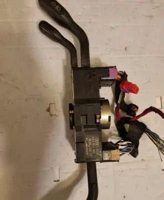 Audi 80 90 S2 B4 Wiper control stalk 4A0953503 01210142