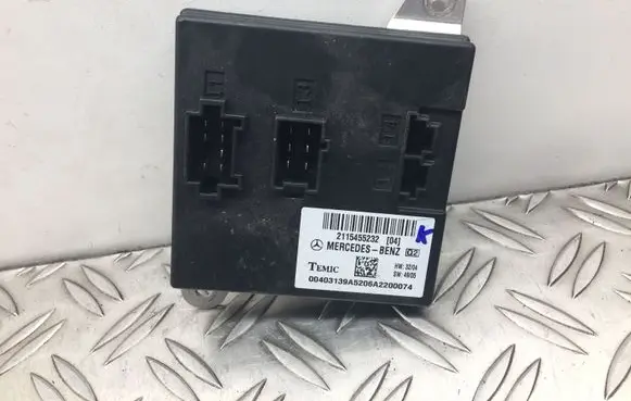 Mercedes-Benz E W211 Comfort/convenience module 2115455232 A2115455232