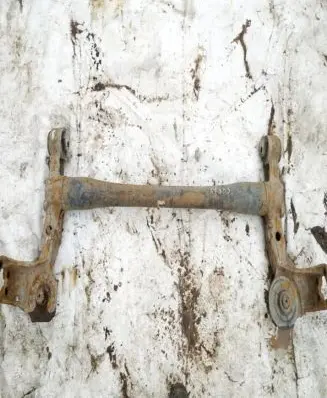 Opel Zafira B Rear subframe 