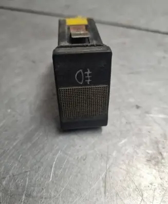 Fog light switch