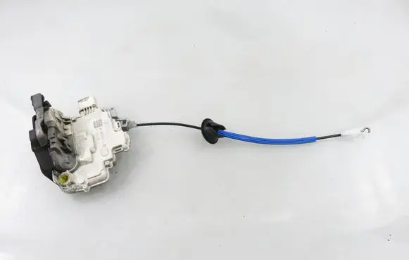 Audi A4 S4 B8 8K Front door lock 8J1837015A